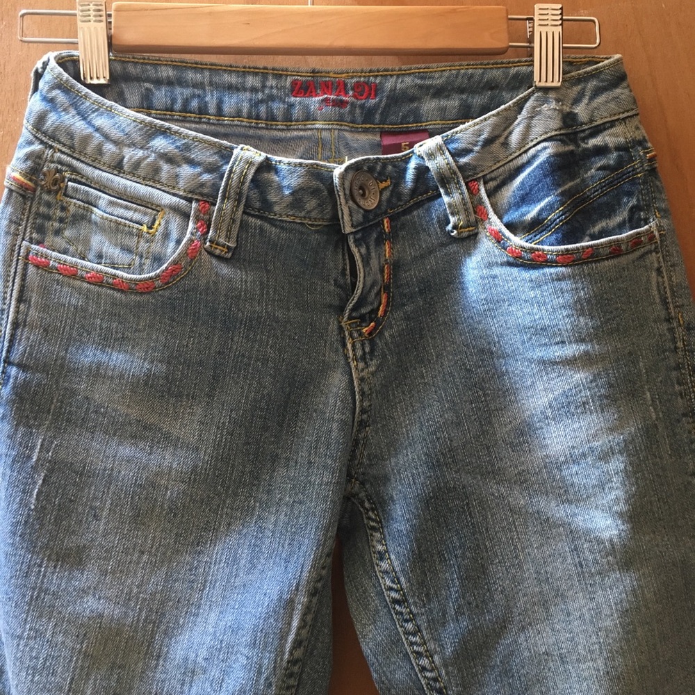 Jeweled Denim Jeans - Picture 4 of 4